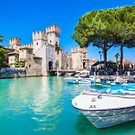 Apartment Punta Gro, - Di Garda Sirmione